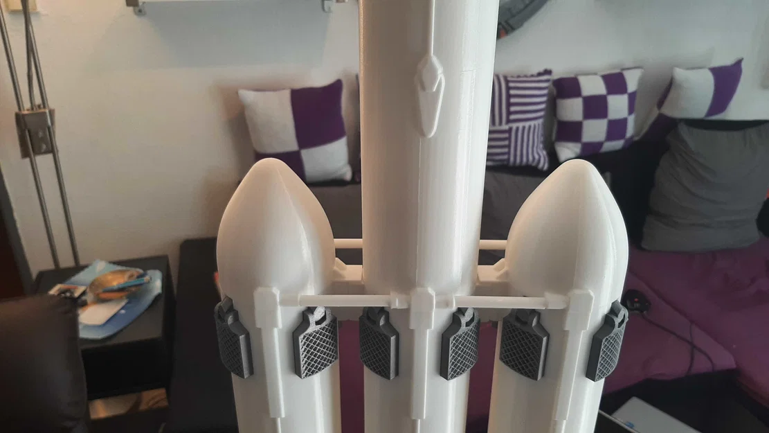 Mô hình tên lửa SpaceX Falcon Heavy tỉ lệ 1/48 ấn tượng - Image 5
