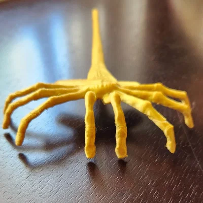 Cây gãi lưng 3D độc đáo lấy cảm hứng từ sinh vật Facehugger