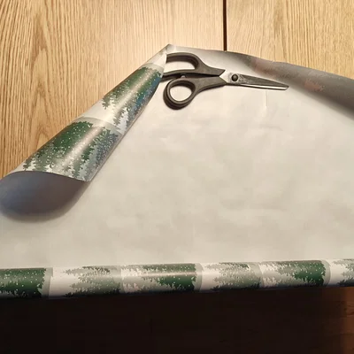 Giá kẹp cuộn giấy gói quà gắn bàn (Wrapping Paper Table Mount)