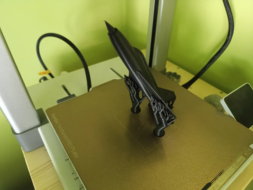 Mô hình máy bay mig-21 kèm 4 tên lửa - Image 2