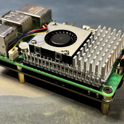 Case 3D bảo vệ Raspberry Pi 5 kèm NVMe Hat tiện lợi