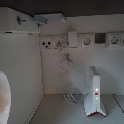 Giá treo tường cho AVM FRITZ! WLAN Mesh Repeater 3000 / 6000