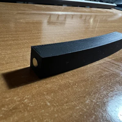 Qidi Q1 Pro: chốt giữ cửa đơn giản cho in nhiệt thấp (PLA/TPU/PETG)