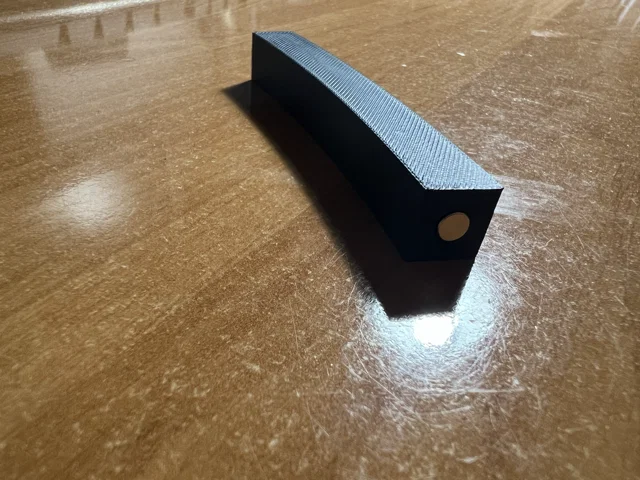 Qidi Q1 Pro: chốt giữ cửa đơn giản cho in nhiệt thấp (PLA/TPU/PETG) - Image 5