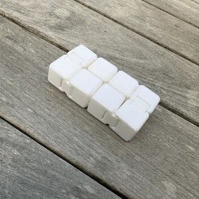 Infinity Cube Fidget - Đồ chơi xả stress in 3D cực vui