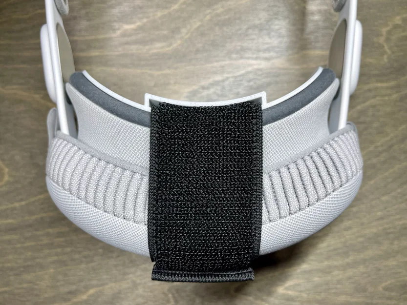 Case tối giản cho Vision Pro kèm khe AirTag (The Missing Minimal Vision Pro Case) - Image 2