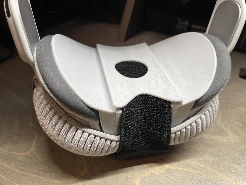 Case tối giản cho Vision Pro kèm khe AirTag (The Missing Minimal Vision Pro Case) - Image 10