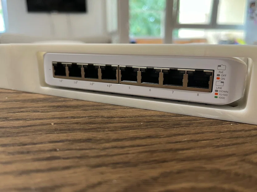 Giá đỡ rack 19-inch dạng module cho Ubiquiti Unifi USW-Lite-8 PoE - Image 2