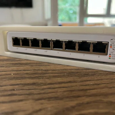 Giá đỡ rack 19-inch dạng module cho Ubiquiti Unifi USW-Lite-8 PoE