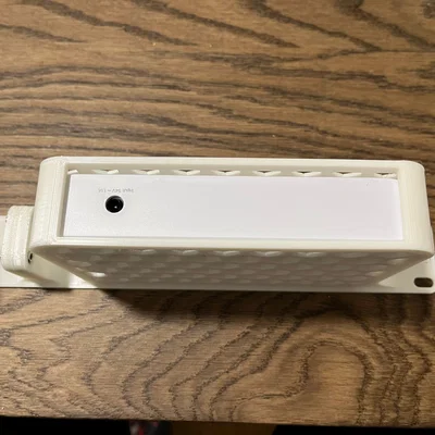 Giá đỡ rack 19-inch dạng module cho Ubiquiti Unifi USW-Lite-8 PoE