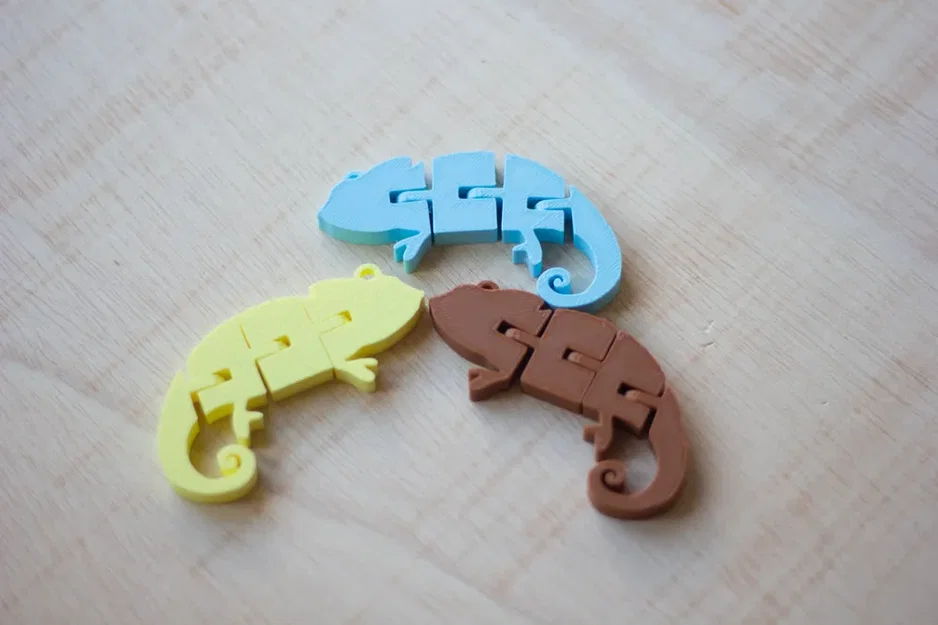 Móc khóa tắc kè hoa khớp nối linh hoạt (Flexi Chameleon Keychain) - Image 3