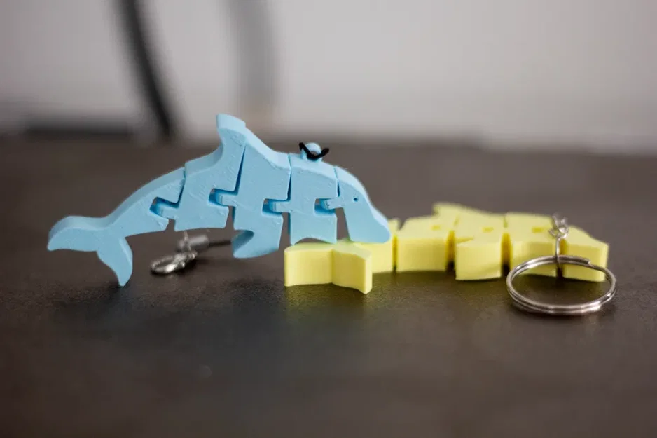 Móc khóa cá heo in 3D cử động linh hoạt (Flexi Dolphin Keychain) - Image 4