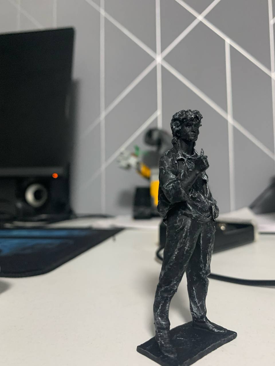 Mô hình 3D tượng đài Viktor Tsoi (KINO) - Vật phẩm trang trí nghệ thuật