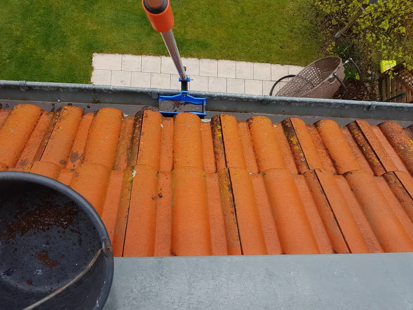 Dụng cụ vệ sinh máng xối – tương thích Gardena & cán sơn (painter pole) - Image 5