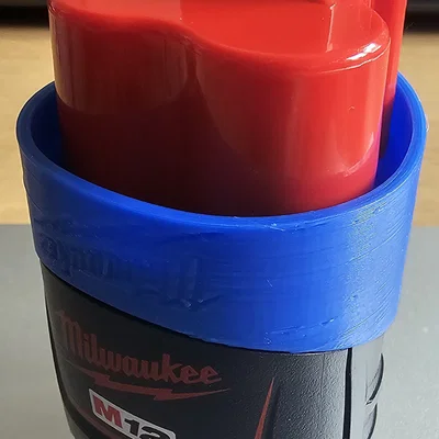 Giá đỡ pin Milwaukee 12V 2.0Ah (Batteryholder)