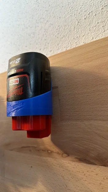 Giá đỡ pin Milwaukee 12V 2.0Ah (Batteryholder) - Image 4