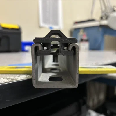 Ngàm gắn dây rút cho Strut Channel (Strut Channel Zip Tie Mounts)