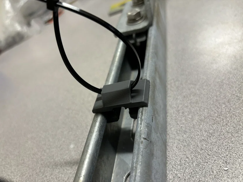 Ngàm gắn dây rút cho Strut Channel (Strut Channel Zip Tie Mounts) - Image 2
