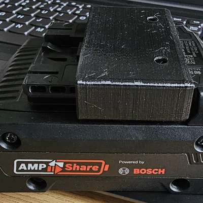 Giá đỡ pin Bosch Professional 18V (Battery Holder)