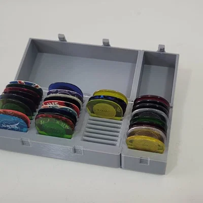 Hộp đựng pick guitar (Caja para almacenar picks de guitarra)