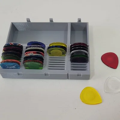 Hộp đựng pick guitar (Caja para almacenar picks de guitarra)