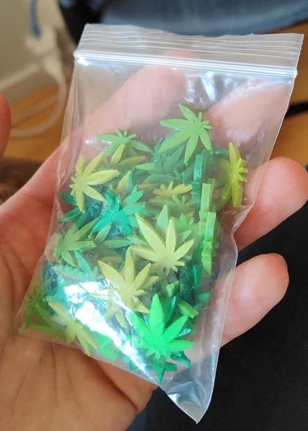 Mô hình token lá cần sa (Cannabis Leaf) in 3D siêu đẹp - Image 2