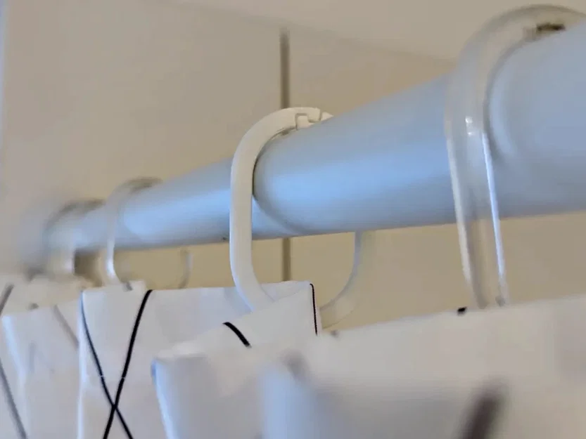 Locking Curtain Ring – Vòng treo rèm có khóa - Image 1