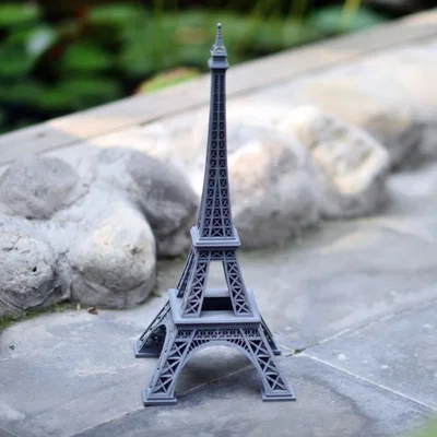 Mô hình 3D tháp Eiffel trang trí bàn làm việc cực đẹp