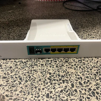 Ngàm gắn rack 10 inch cho MikroTik hEX và RD2x0GS
