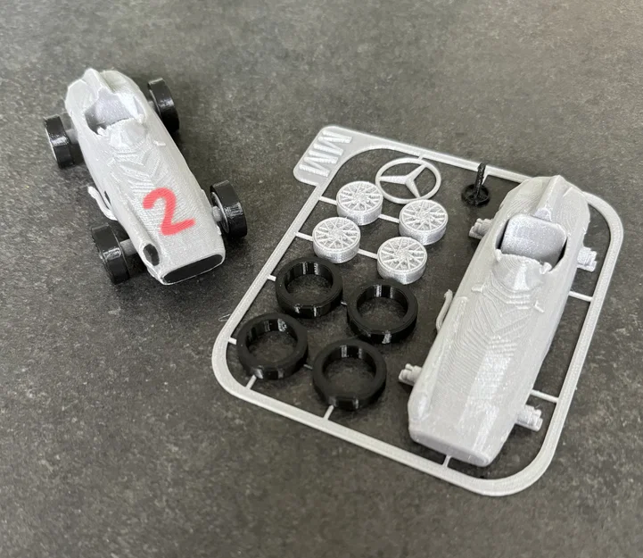 Mô hình lắp ráp xe đua Mercedes-Benz W196 Kit Card (In 3D) - Image 1