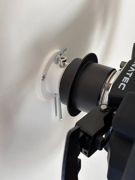 Giá treo tường Fanatec QR1 có khe để lục giác tiện lợi - Image 1