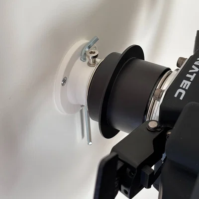 Giá treo tường Fanatec QR1 có khe để lục giác tiện lợi