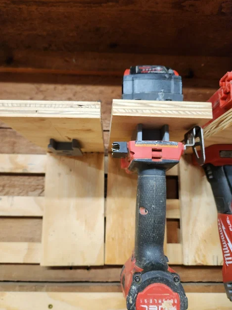 Giá treo dụng cụ Milwaukee M18 (Milwaukee M18 Tool Holder) - Image 1