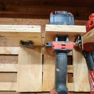 Giá treo dụng cụ Milwaukee M18 (Milwaukee M18 Tool Holder)