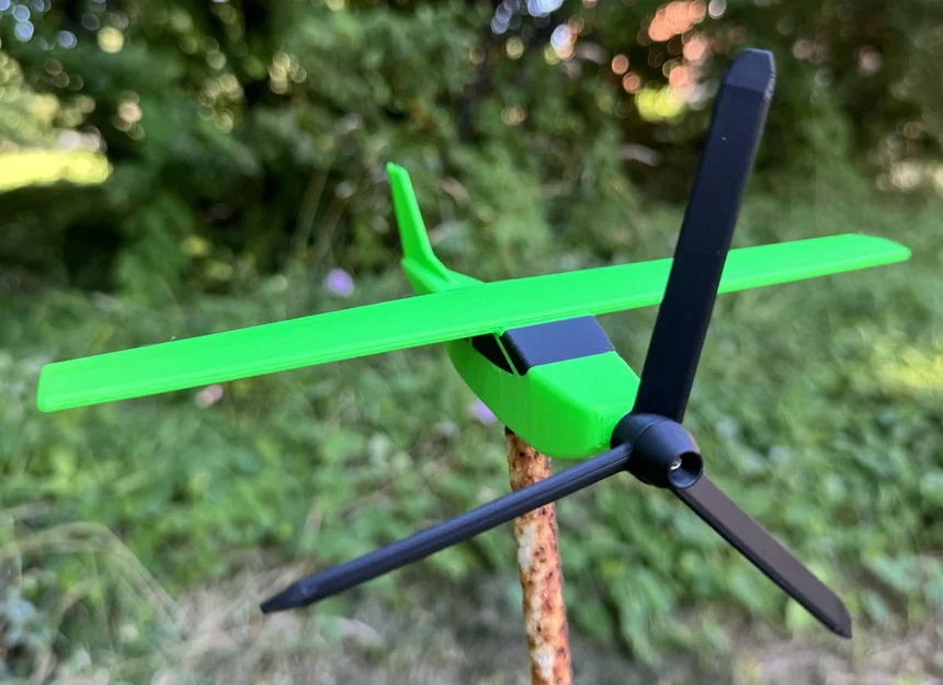 Cối gió/Wind catcher máy bay trang trí sân vườn - Image 1