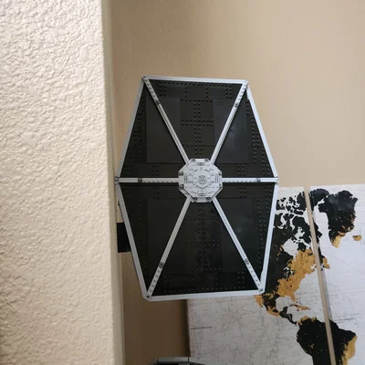 Ngàm treo tường Lego Tie Fighter UCS (75095)