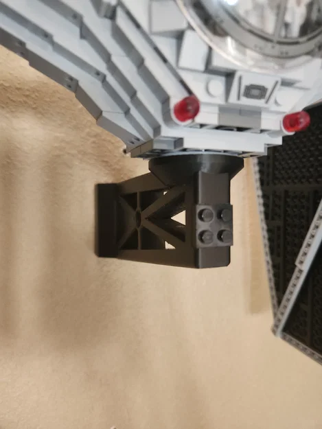 Ngàm treo tường Lego Tie Fighter UCS (75095) - Image 4
