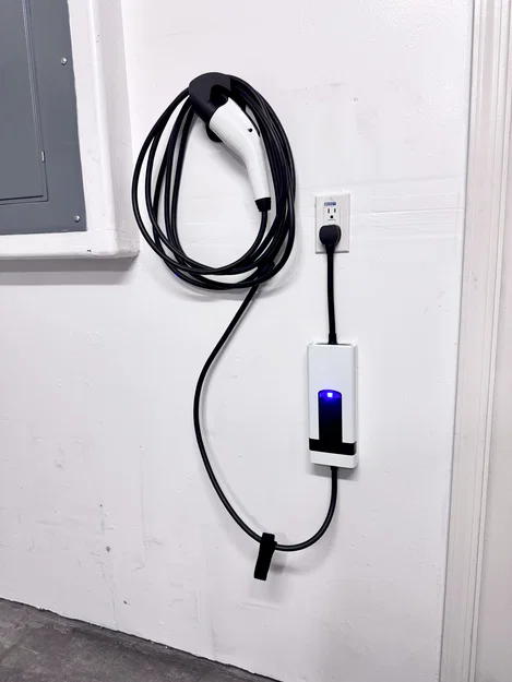 Bản Remix Giá Treo Tường Cho EV Charger J1772 - Image 2