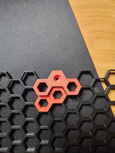 Chốt gắn tường 3 hướng cho bảng treo tổ ong (Honeycomb Wall) - Image 1