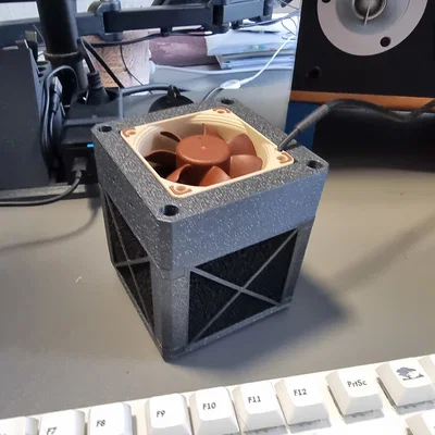 Máy lọc không khí và hút khói mini in 3D cho góc kỹ thuật