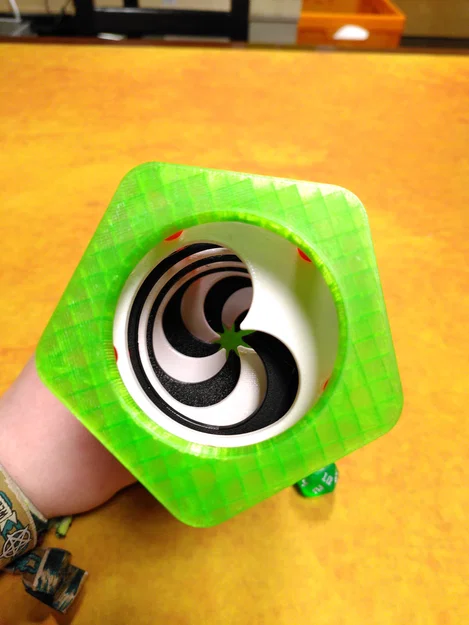 Tháp Thả Xúc Xắc Từ Tính Lơ Lửng (Magnetic Levitating Dice Tower) - Image 3