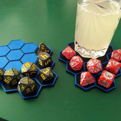 Coaster Game Drink And Roll – Lót Ly Kèm Khay Đựng Dice