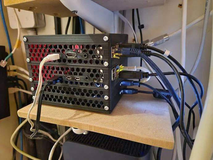 Vỏ Raspberry PI dạng module (Modular Raspberry PI case) - Image 1