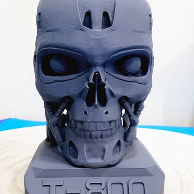 Mô hình 3D ống cắm bút Terminator T-800 siêu ngầu cho bàn làm việc