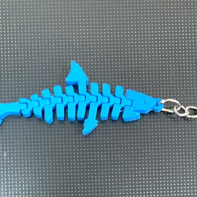 Móc khóa cá mập khớp nối (Articulated Shark Keychain)