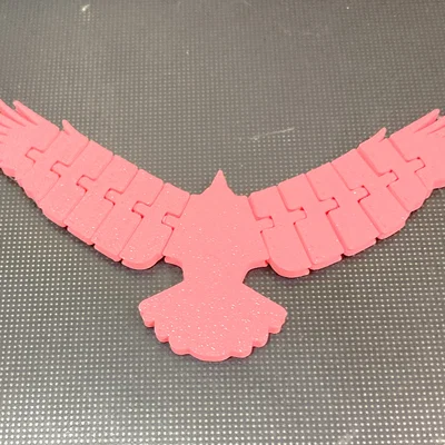Đại bàng khớp nối (Articulated Eagle / Aguila articulada)