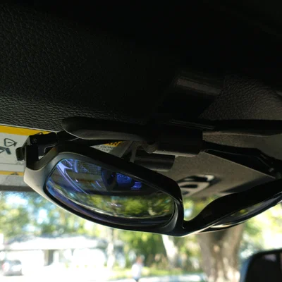 Giá gắn kính mát cho visor Jeep Wrangler JL 2018–2024