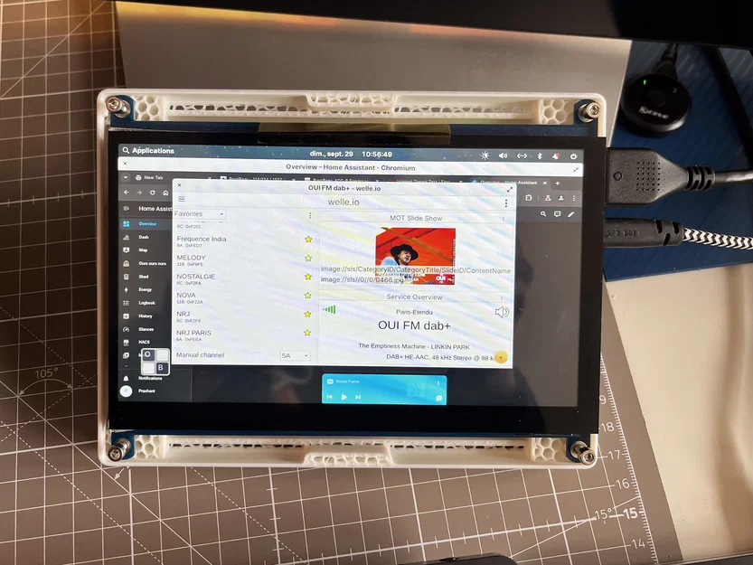 Vỏ để bàn cho màn hình Waveshare HDMI 7 inch - Image 6
