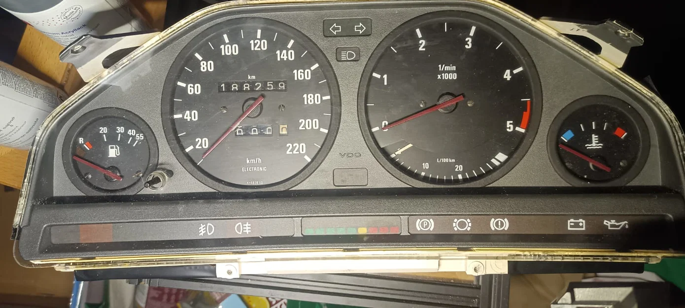 Bộ vòng viền trang trí đồng hồ BMW E30 (Tachoringe) in 3D - Image 1