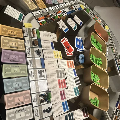 Monopoly - Bản Overengineered (phiên bản nâng cấp quá đà)